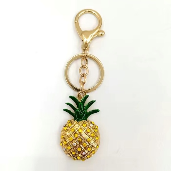 Rhinestone Pineapple 🍍 Keychain/Bag Charm - Picture 1 of 2